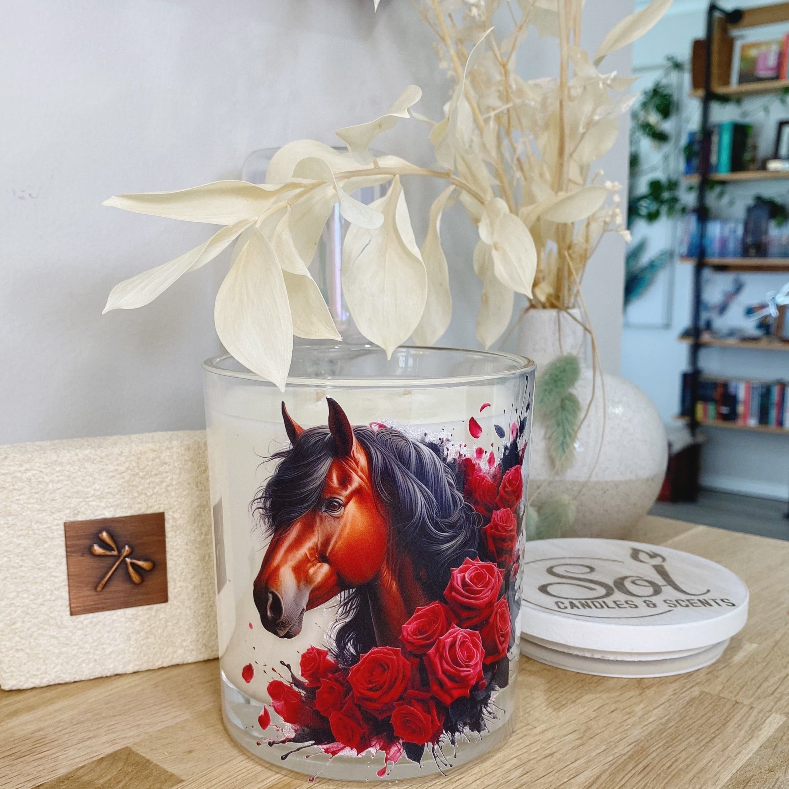 Bay Horse Roses Xlarge Candle_Sol Candles & Scents