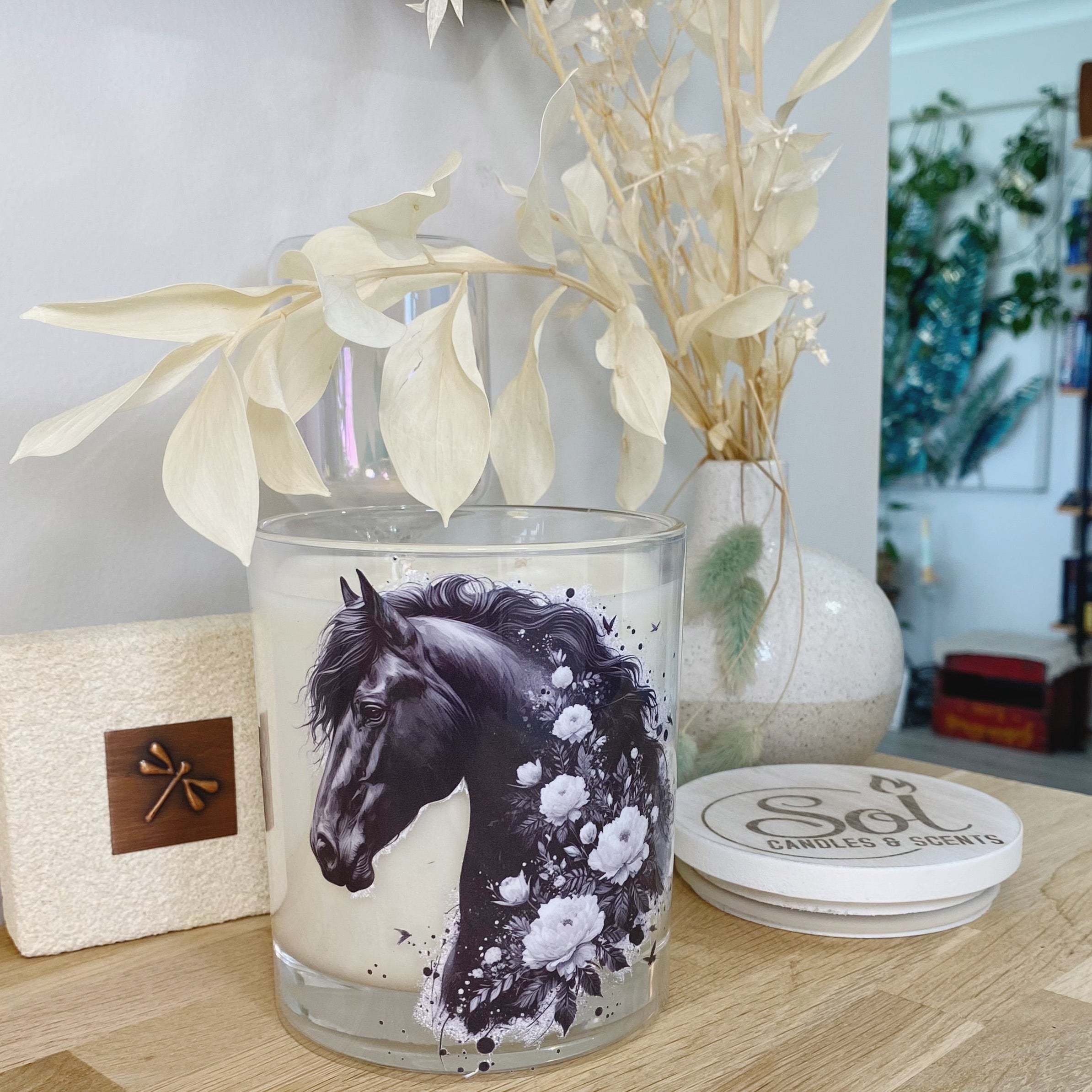 Black Horse Floral Xlarge Candle_Sol Candles & Scents