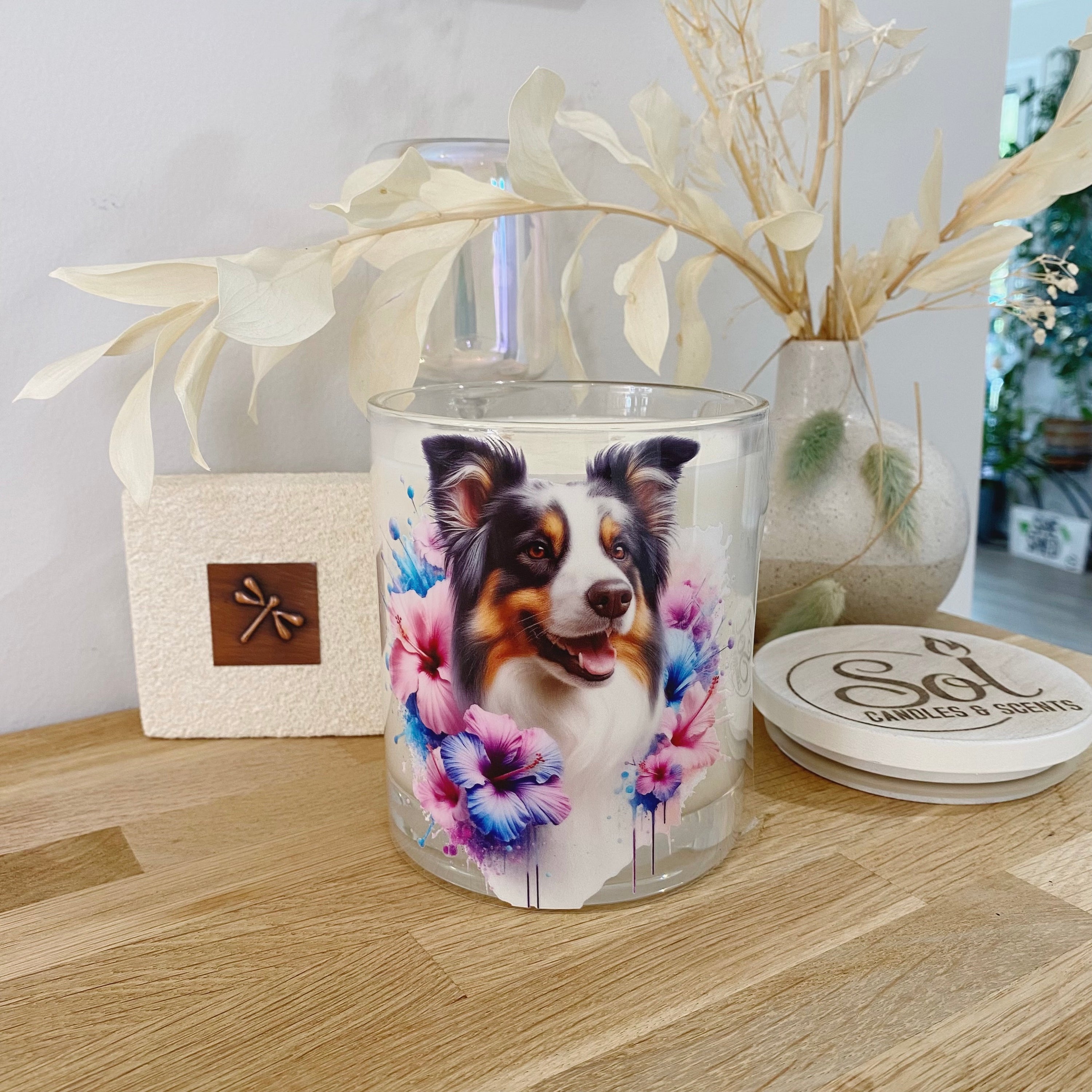 Border Collie Tri Hibiscus Xlarge Candle_Sol Candles & Scents