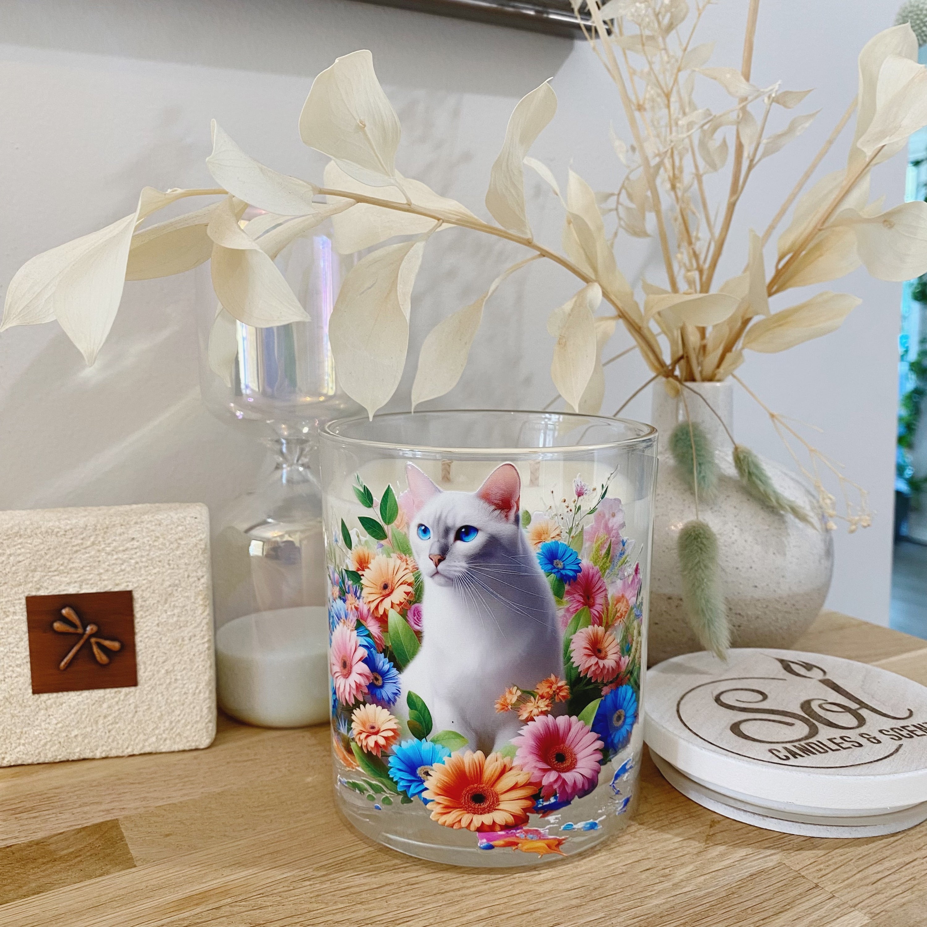 Cat White Floral Xlarge Candle_Sol Candles & Scents