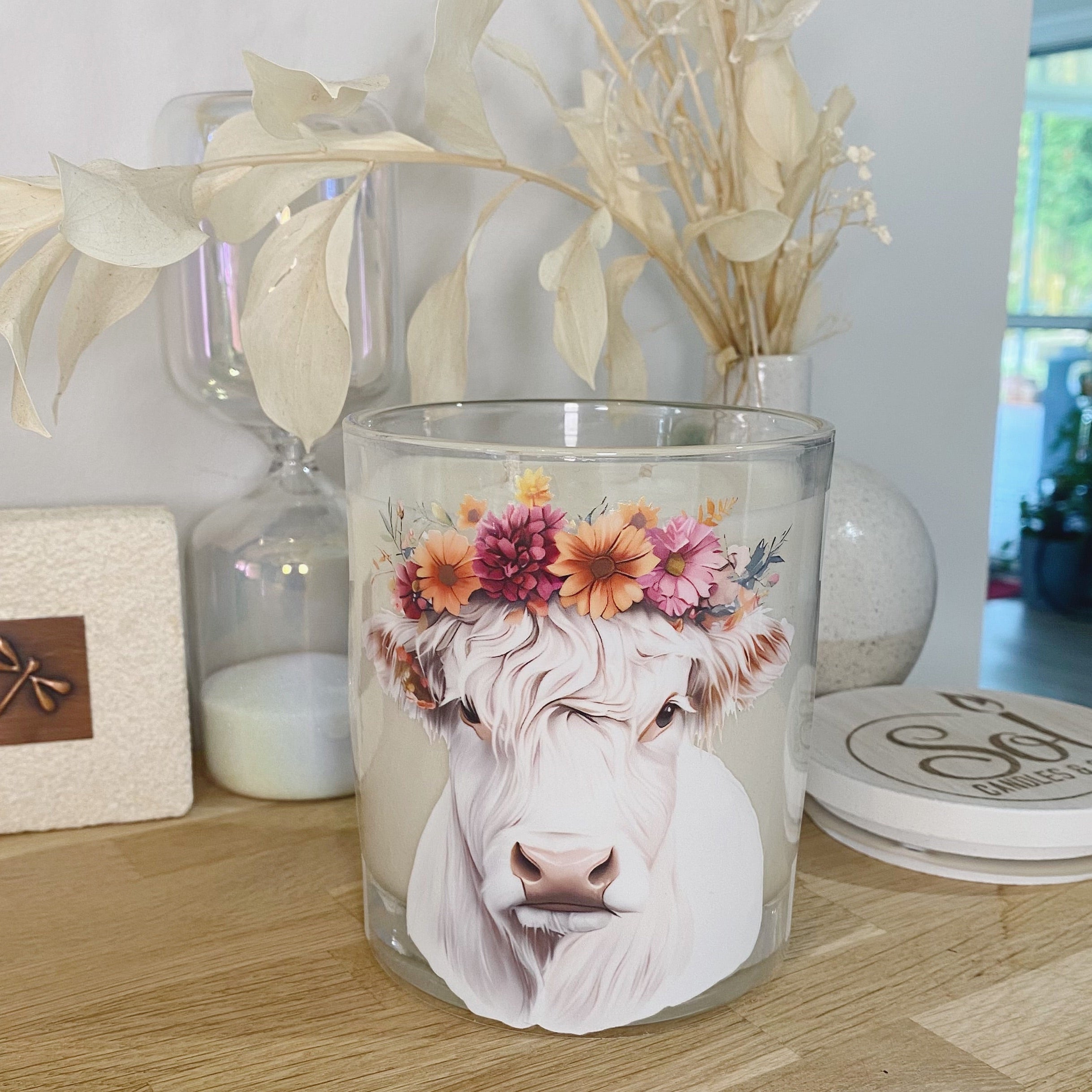 Highland Cow White Floral Candle_Sol Candles & Scents