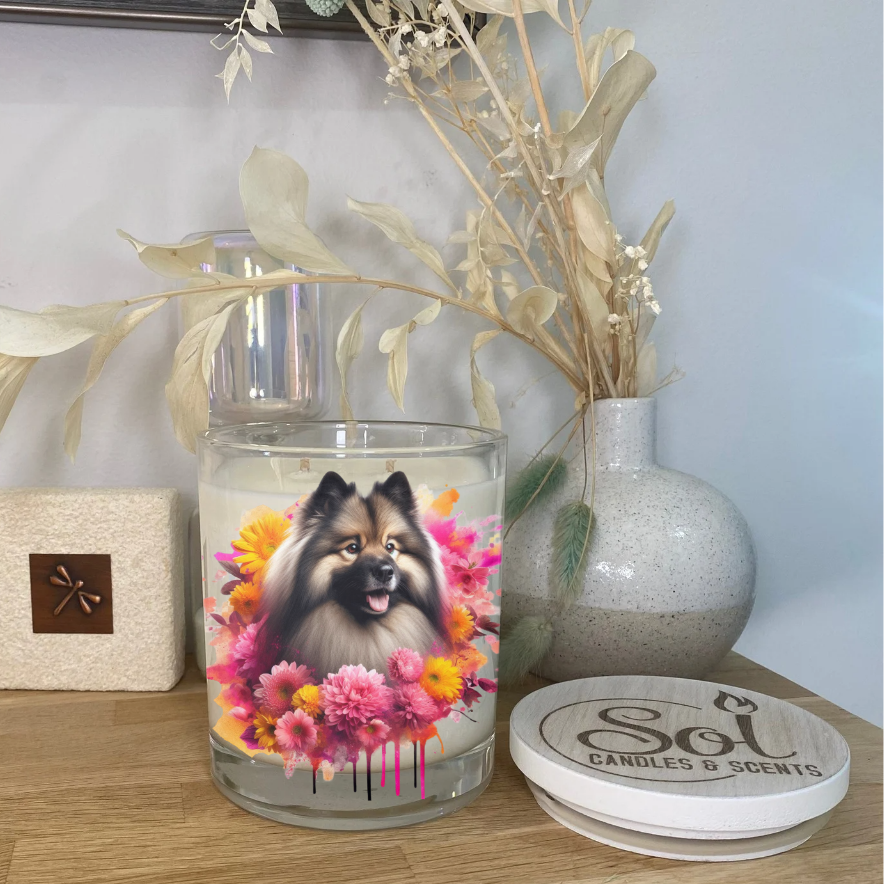 Keeshond Smiling Dog Xlarge Candle