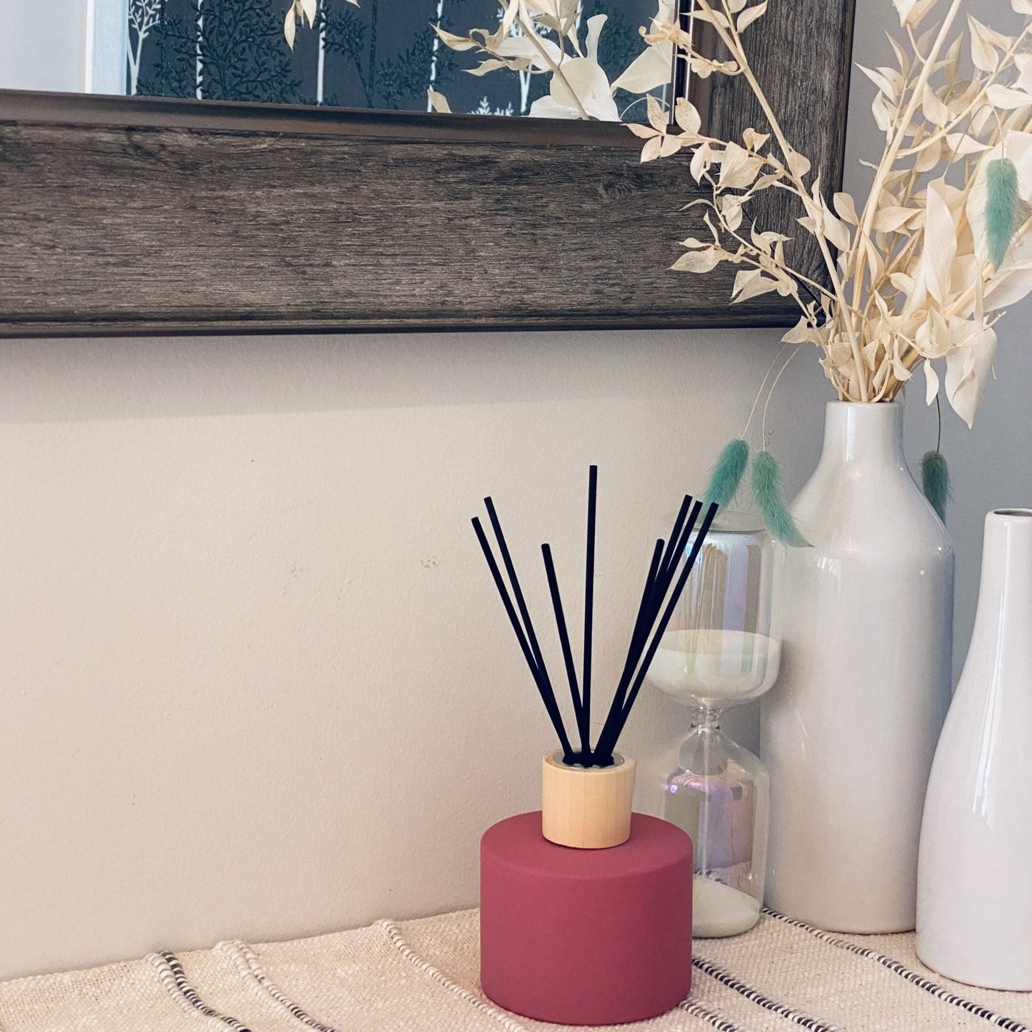 Reed Diffuser Strawberry - Sol Candles & Scents