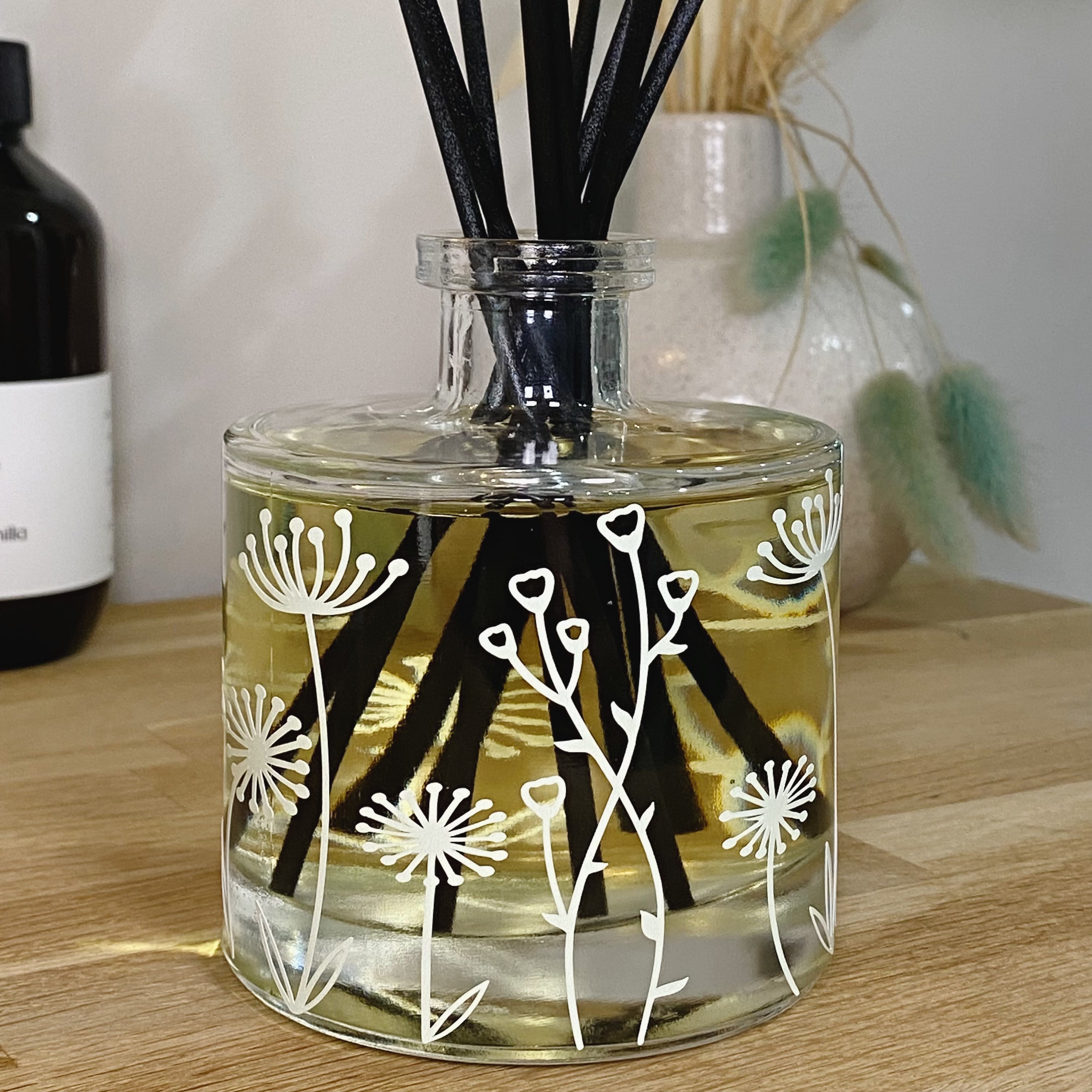 Strong Scents_Handmade Dandelion Reed Diffuser_Sol Candles and Scents
