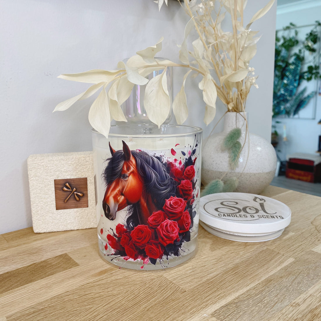 Bay Horse Roses Xlarge Candle