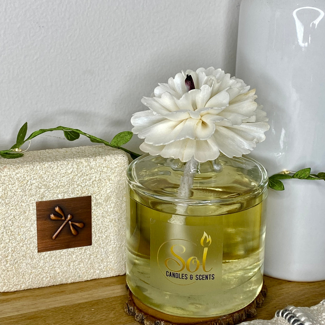 200mL Carnation Flower Diffuser_Sol Candles & Scents