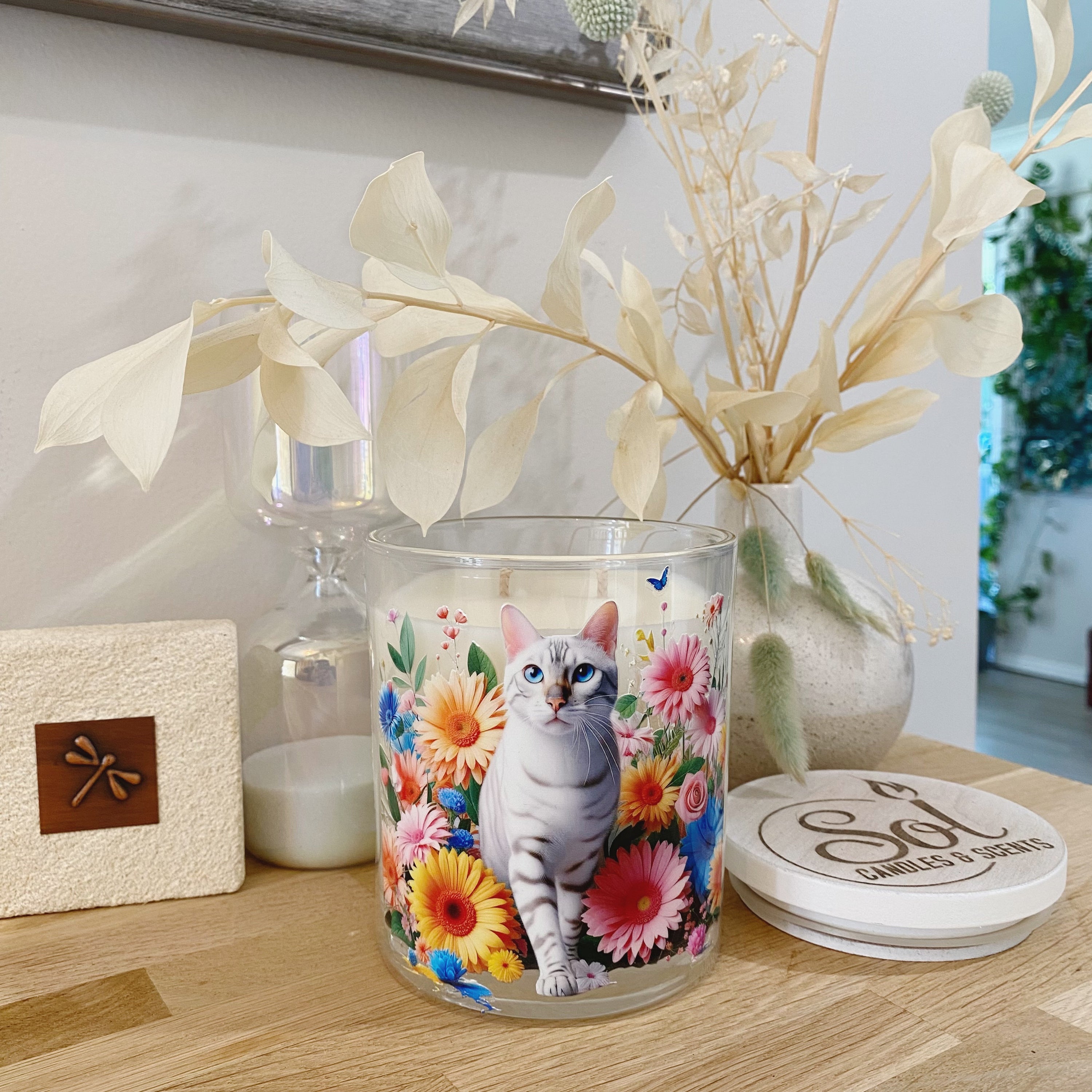 Cat Bengal Bright Floral Xlarge Candle_Sol Candles &amp; Scents