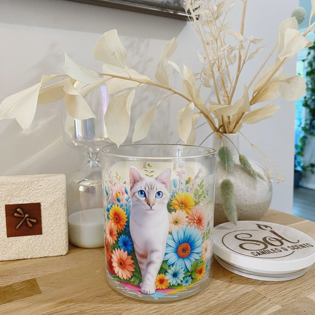 Cat Bengal Soft Floral Xlarge Candle_Sol Candles &amp; Scents