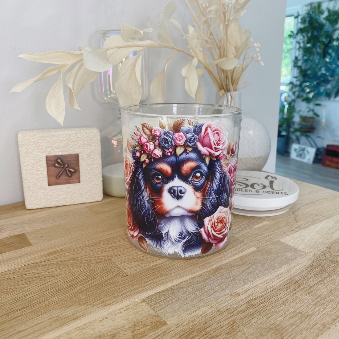 Cavalier King Spaniel Black White Roses_Sol Candles & Scents