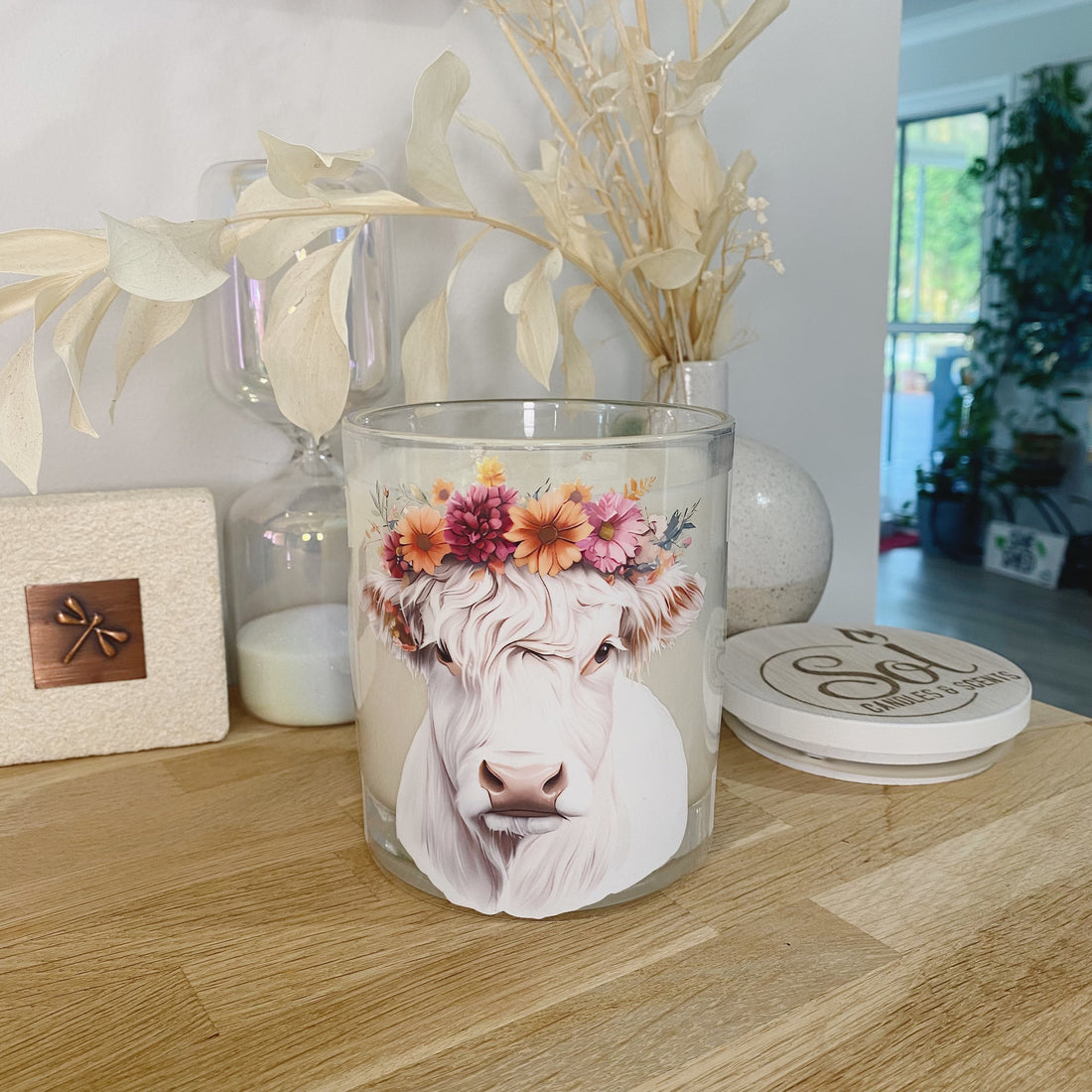 Highland Cow White Floral Xlarge Candle