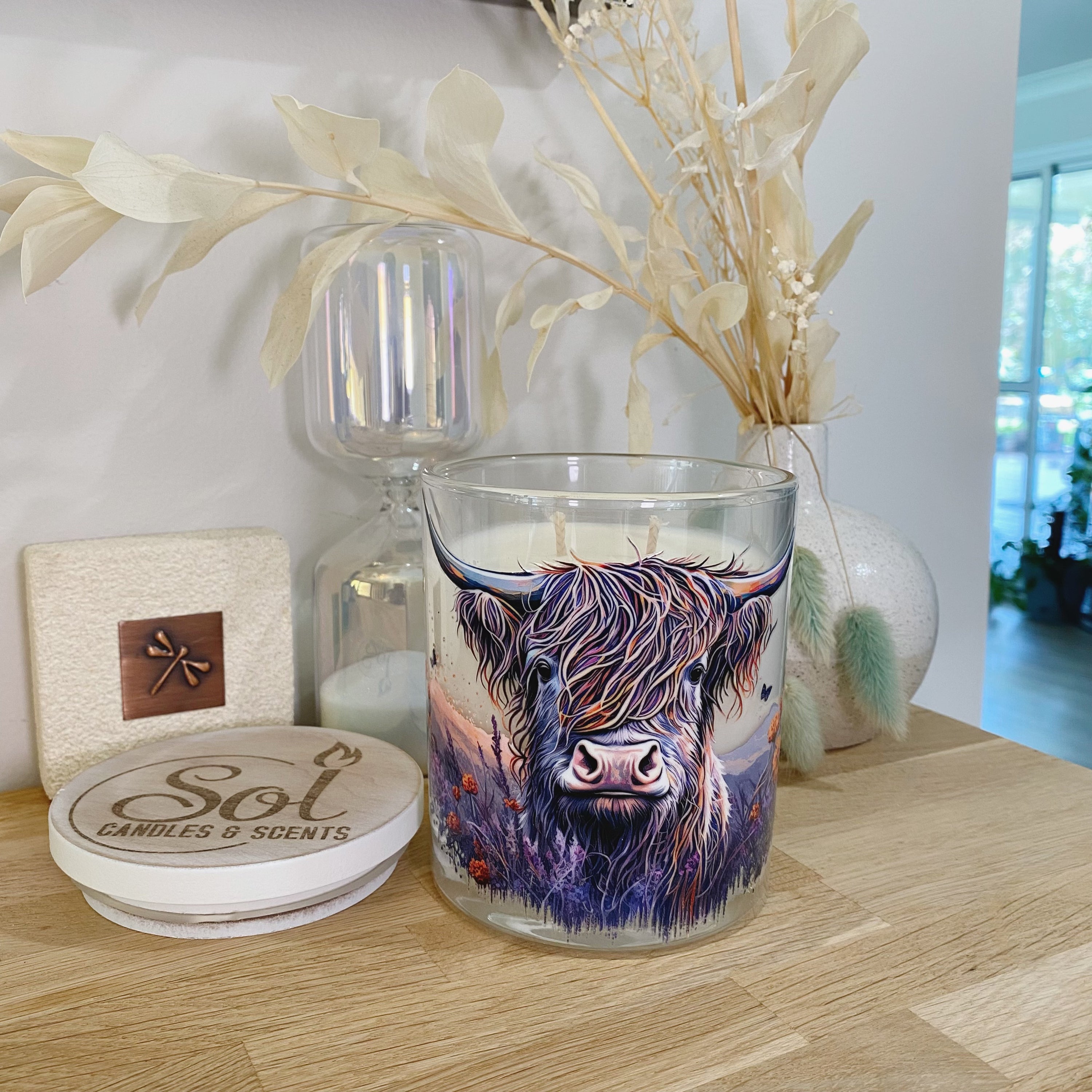 Highland Mountain Cow Xlarge Candle_Sol Candles &amp; Scents