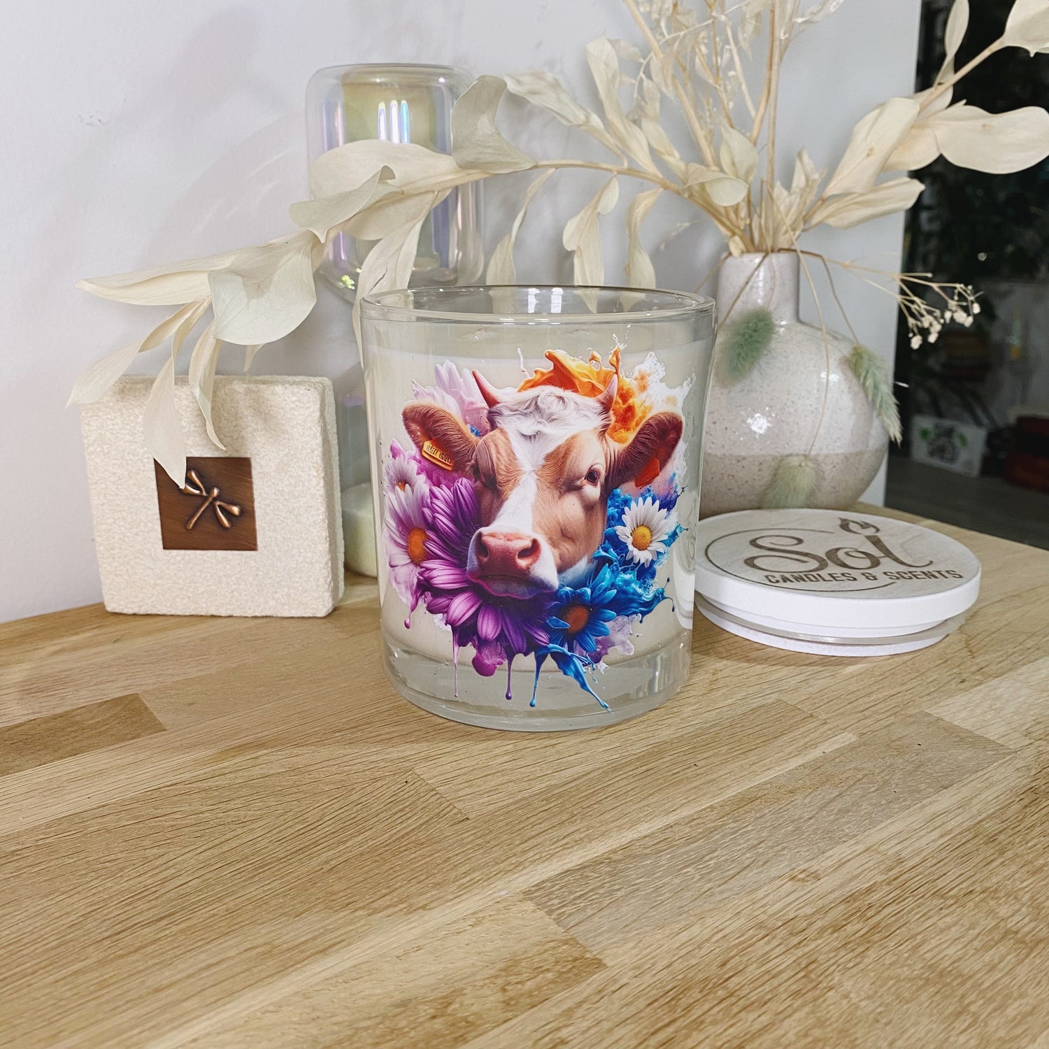 Jersey Cow Cream &amp; White Xlarge Candle_Sol Candles &amp; Scents