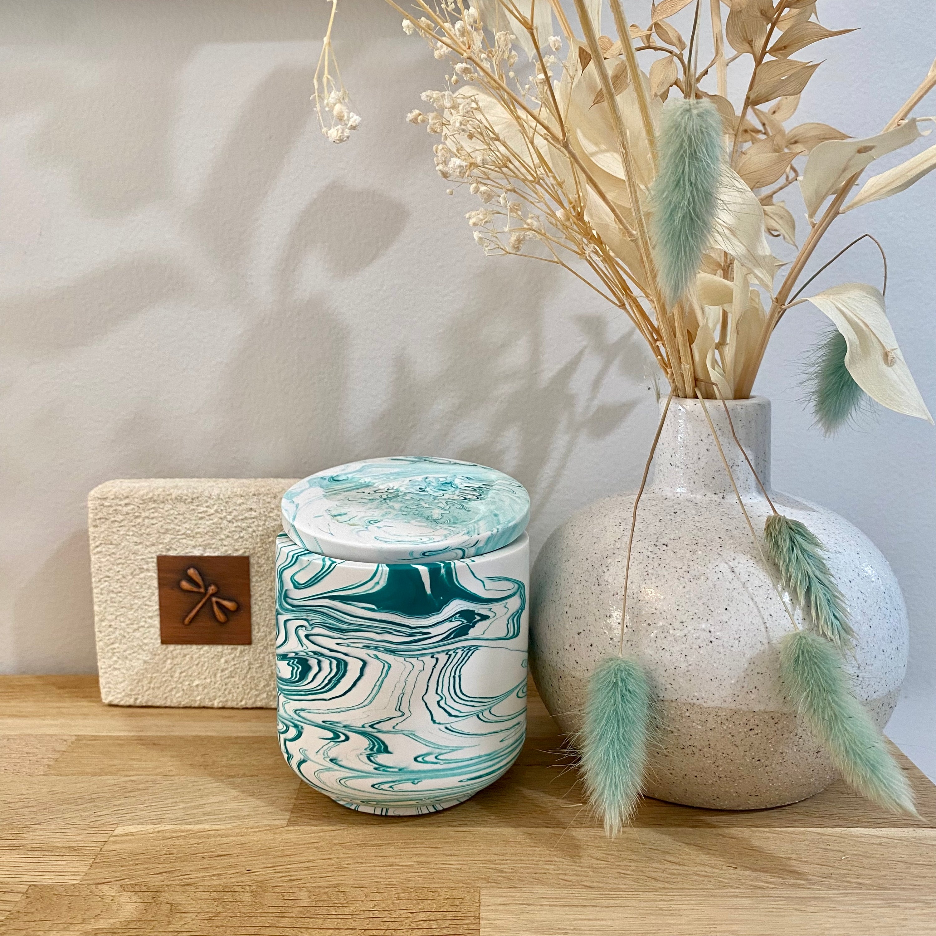 Jessa Eco Green Medium Candle