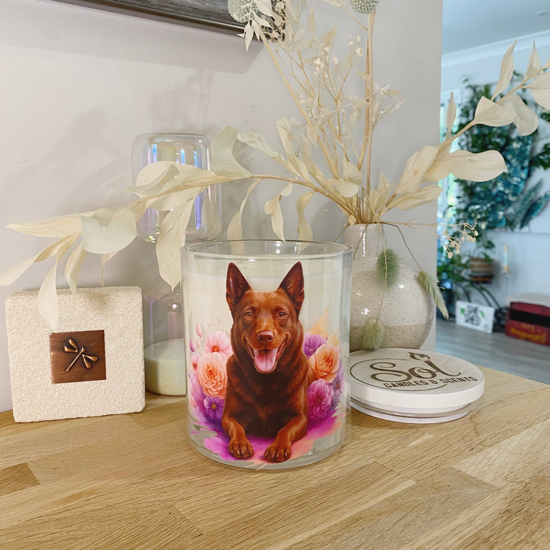 Kelpie Red Laying Down Xlarge Candle_Sol Candles &amp; Scents
