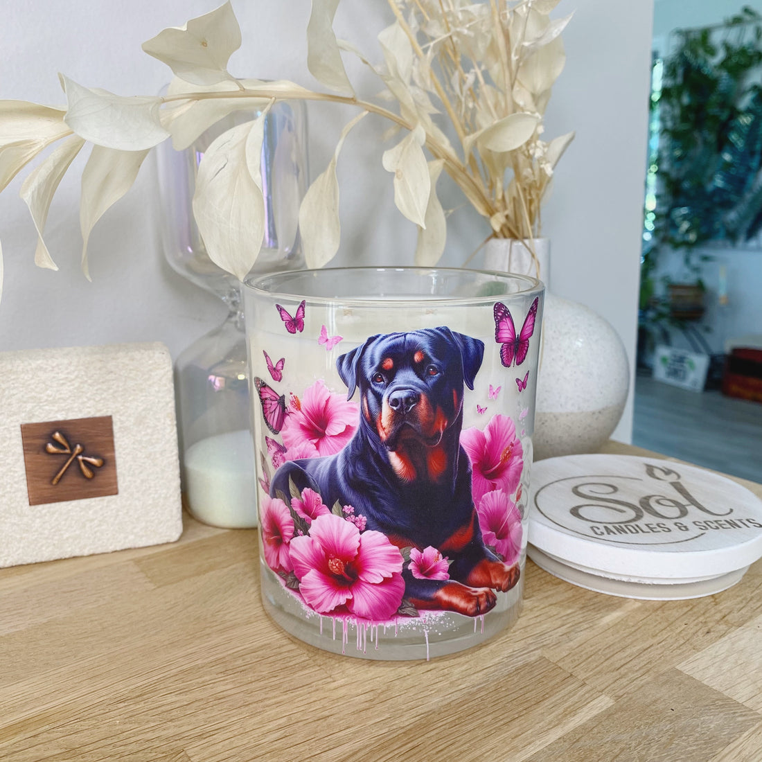 Rottweiler Laying Down Dog Candle_Sol Candles &amp; Scents