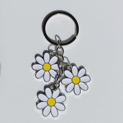 Daisy Flower White Keychain