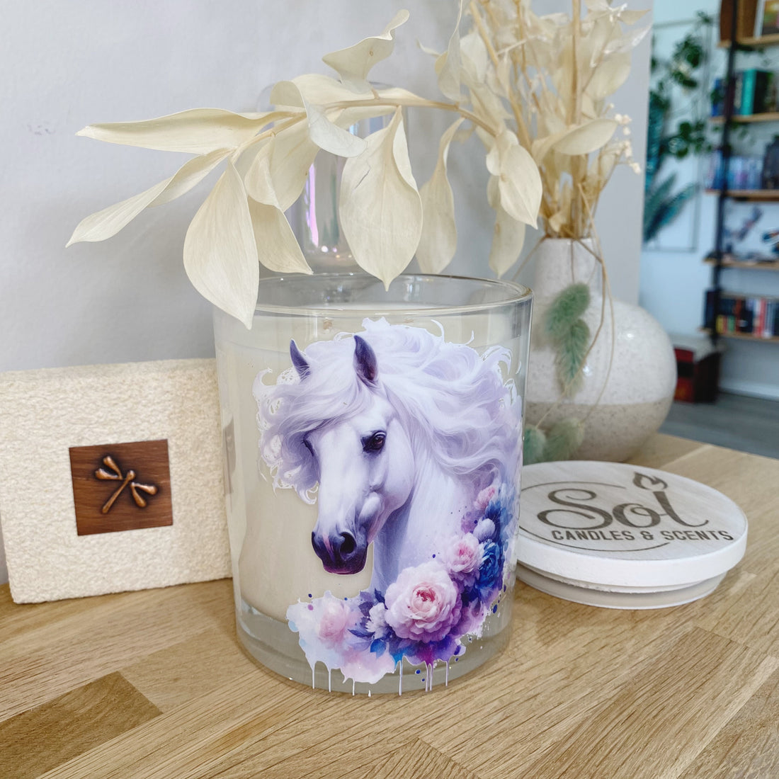 White Horse Floral Xlarge Candle_Sol Candles &amp; Scents