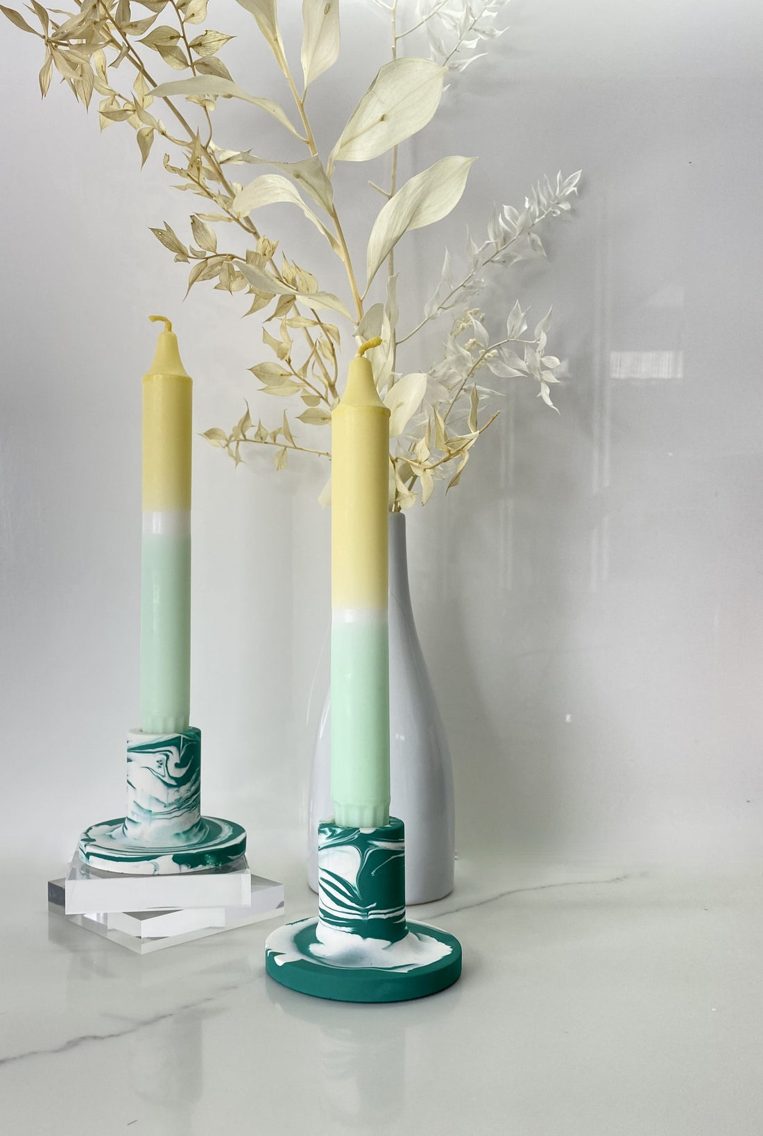 Dinner Candle &amp; Holder Green_ Sol Candles &amp; Scents