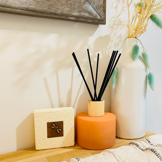 Reed Diffuser Peach_Sol Candles & Scents
